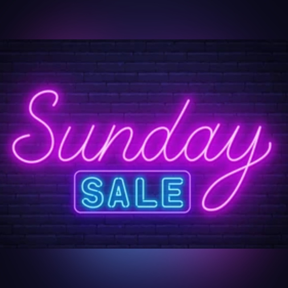 Sunday Sale In Carly's Closet!!!! All Items At Very Low Prices In This Closet !